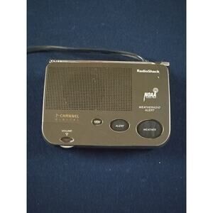 Radio Shack Weather Radio 7-Channel Digital NOAA Alert System 12-247B - Tested